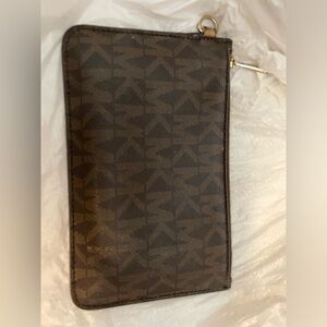 Michael Kors wristlet